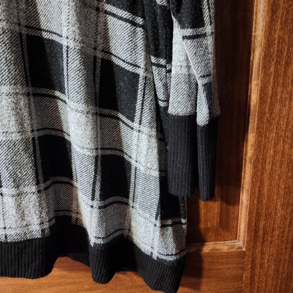 Maurices Button Down Hooded Cardigan - Picture 7 of 8